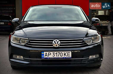 Седан Volkswagen Passat 2015 в Запоріжжі