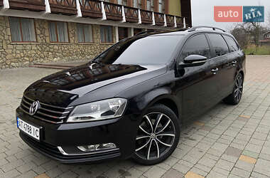 Универсал Volkswagen Passat 2011 в Яремче