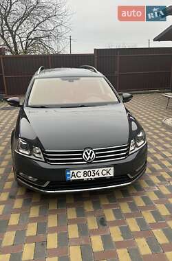 Універсал Volkswagen Passat 2014 в Луцьку