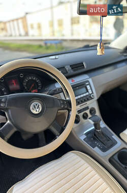 Седан Volkswagen Passat 2005 в Одесі