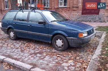 Универсал Volkswagen Passat 1989 в Тараще