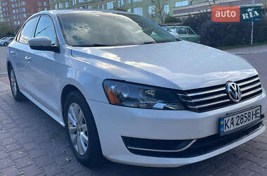 Седан Volkswagen Passat 2012 в Софіївській Борщагівці