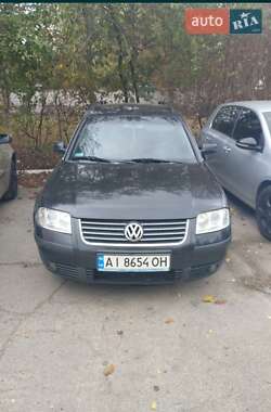 Універсал Volkswagen Passat 2001 в Переяславі