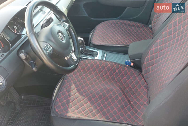 Универсал Volkswagen Passat 2011 в Одессе фото 11 Универсал Volkswagen Passat 2011 в Одессе