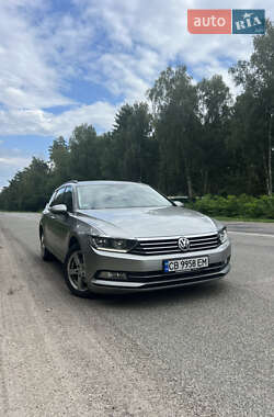 Універсал Volkswagen Passat 2015 в Чернігові