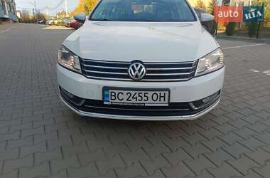 Седан Volkswagen Passat 2014 в Луцьку