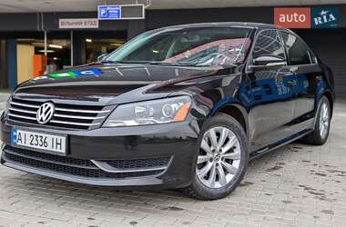 Седан Volkswagen Passat 2011 в Києві