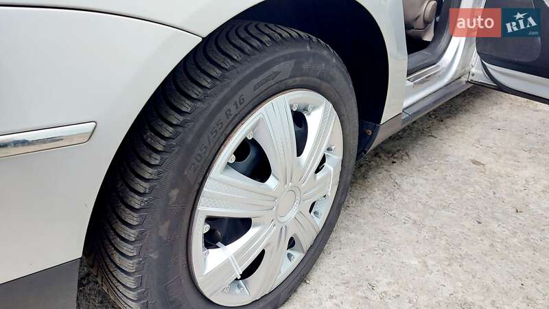 Универсал Volkswagen Passat 2005 в Светловодске