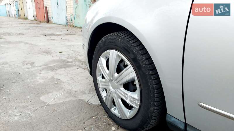 Универсал Volkswagen Passat 2005 в Светловодске