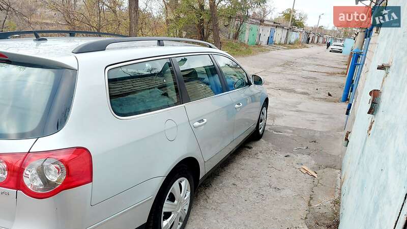 Универсал Volkswagen Passat 2005 в Светловодске