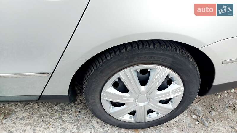 Универсал Volkswagen Passat 2005 в Светловодске