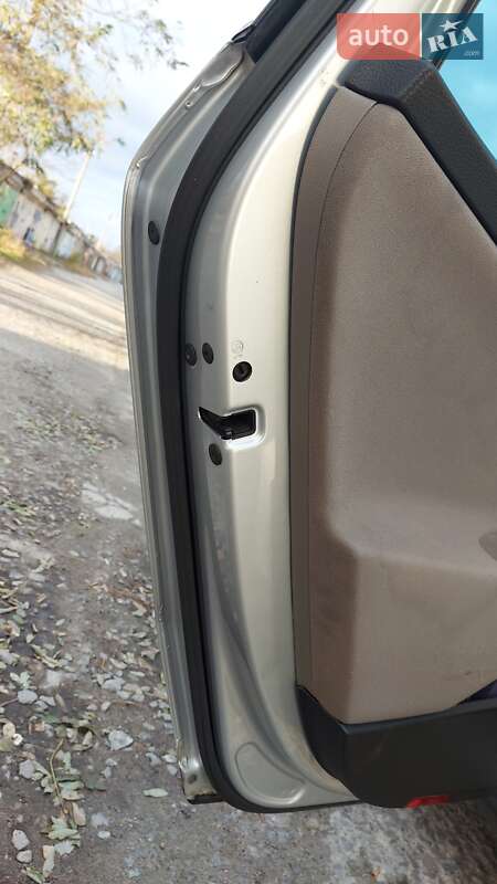 Универсал Volkswagen Passat 2005 в Светловодске