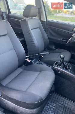 Седан Volkswagen Passat 2002 в 