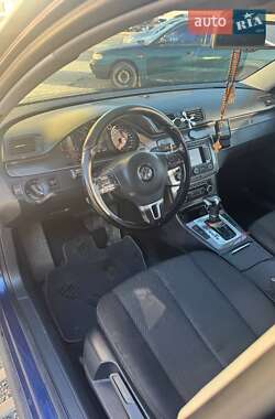 Седан Volkswagen Passat 2010 в Полтаве