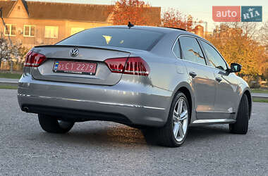 Седан Volkswagen Passat 2013 в Дубно