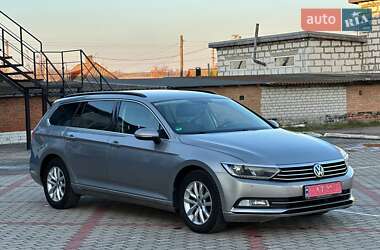 Универсал Volkswagen Passat 2015 в Бердичеве