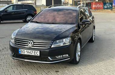 Універсал Volkswagen Passat 2013 в Чернівцях