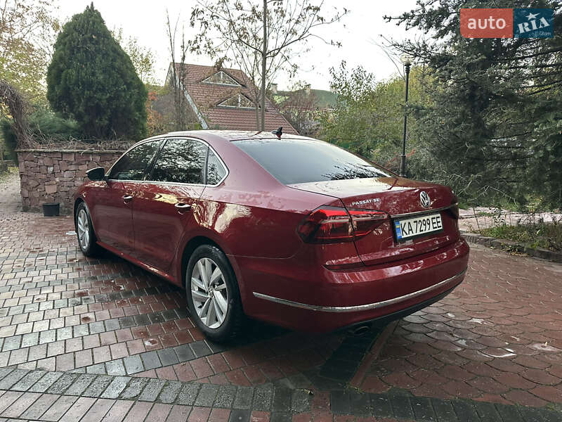 Седан Volkswagen Passat 2018 в Києві