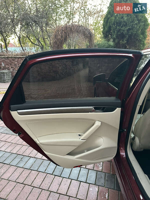 Седан Volkswagen Passat 2018 в Києві