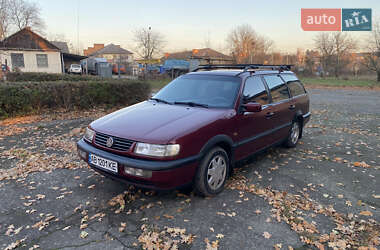 Універсал Volkswagen Passat 1996 в Вінниці