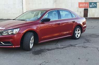 Седан Volkswagen Passat 2017 в 