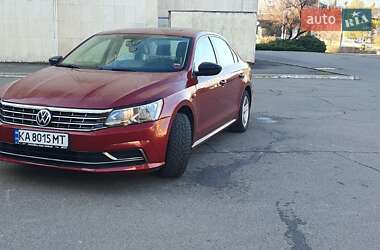 Седан Volkswagen Passat 2017 в Києві