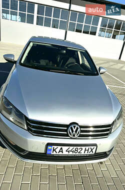 Седан Volkswagen Passat 2011 в Бершади