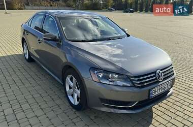 Седан Volkswagen Passat 2013 в 