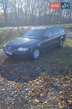 Универсал Volkswagen Passat 2001 в Умани