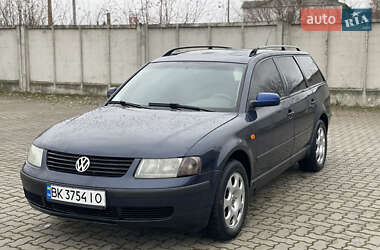 Универсал Volkswagen Passat 1998 в Сарнах