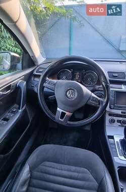 Седан Volkswagen Passat 2013 в Полтаві