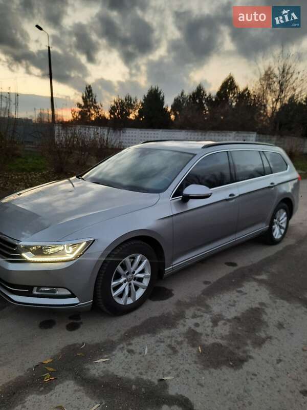 Універсал Volkswagen Passat 2017 в Хмельницькому