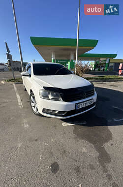 Седан Volkswagen Passat 2011 в Вознесенську