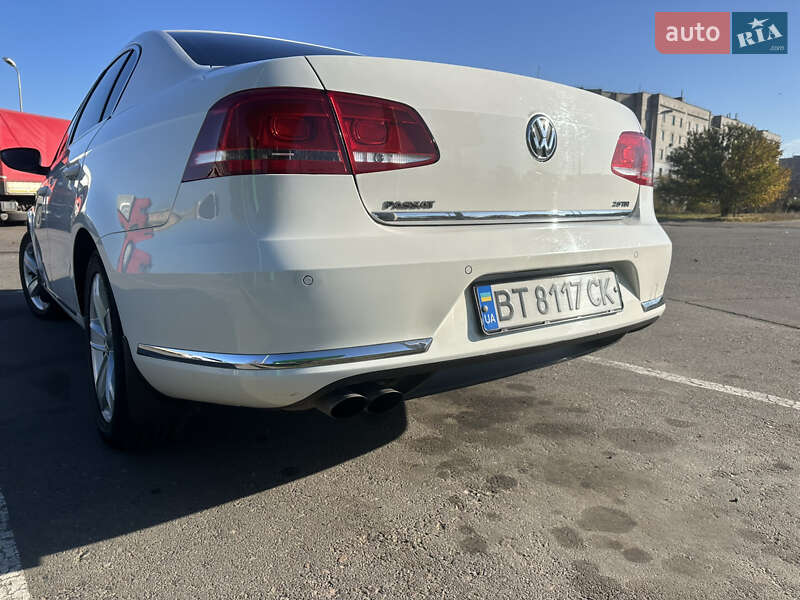 Седан Volkswagen Passat 2011 в Херсоні