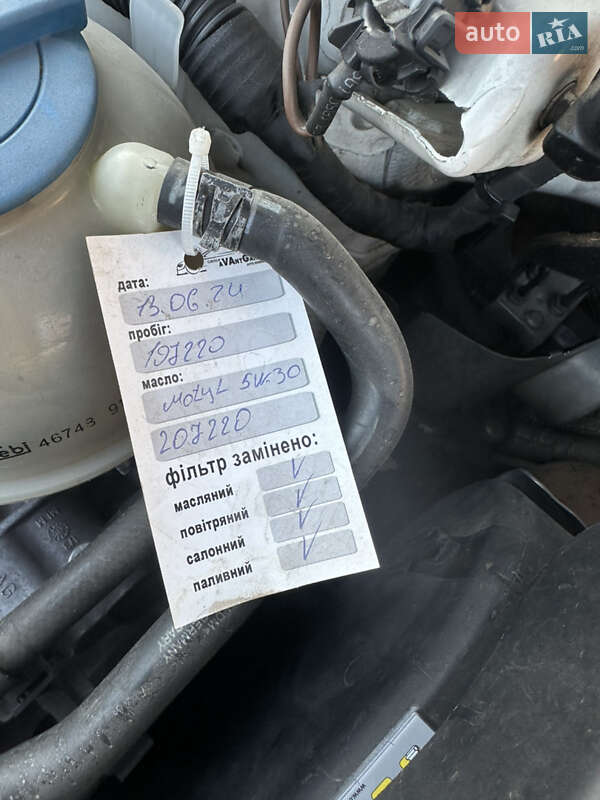 Седан Volkswagen Passat 2011 в Херсоні