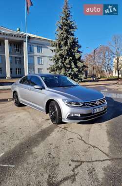 Седан Volkswagen Passat 2018 в Житомире