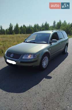 Универсал Volkswagen Passat 2001 в Коростене