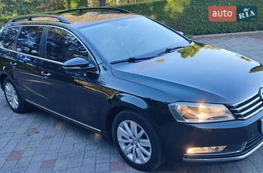 Универсал Volkswagen Passat 2011 в Стрые