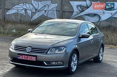 Универсал Volkswagen Passat 2013 в Луцке