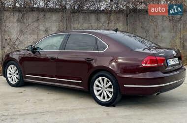 Седан Volkswagen Passat 2012 в Одессе