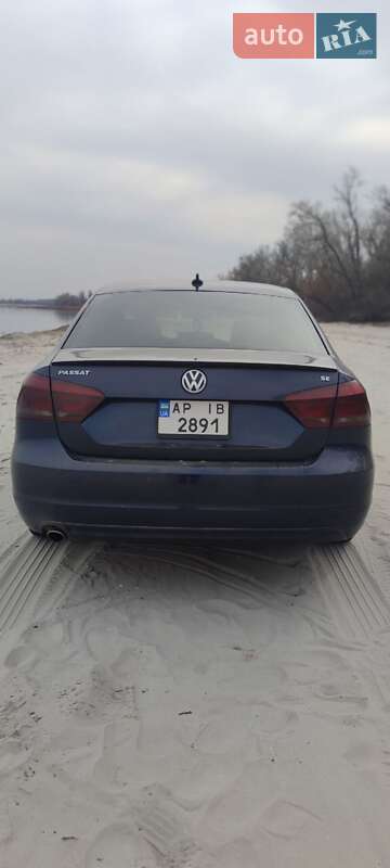 Седан Volkswagen Passat 2013 в Запорожье