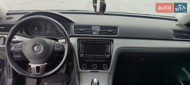 Седан Volkswagen Passat 2013 в Запорожье