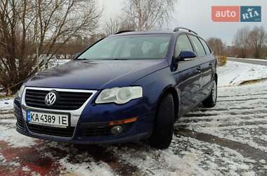 Универсал Volkswagen Passat 2008 в Киеве