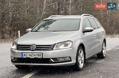 Універсал Volkswagen Passat 2012 в Ковелі