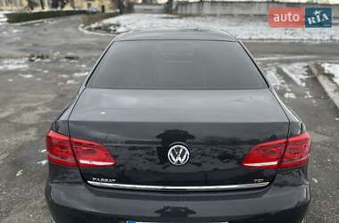 Седан Volkswagen Passat 2013 в Киеве