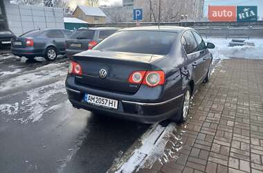 Седан Volkswagen Passat 2006 в Радомышле