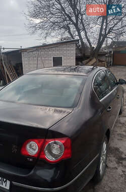 Седан Volkswagen Passat 2008 в Киеве