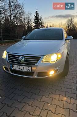 Седан Volkswagen Passat 2008 в Миргороді