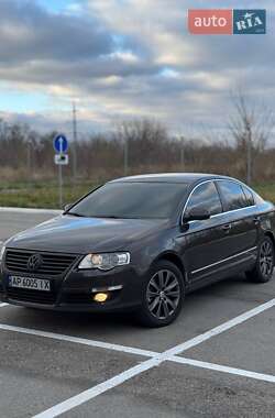 Седан Volkswagen Passat 2009 в Запоріжжі