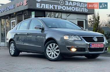 Седан Volkswagen Passat 2006 в Сарнах